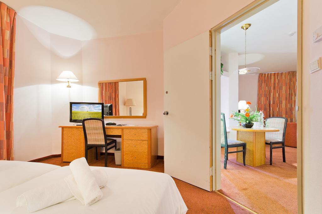 Royal Jerusalem Hotel Zewnętrze zdjęcie